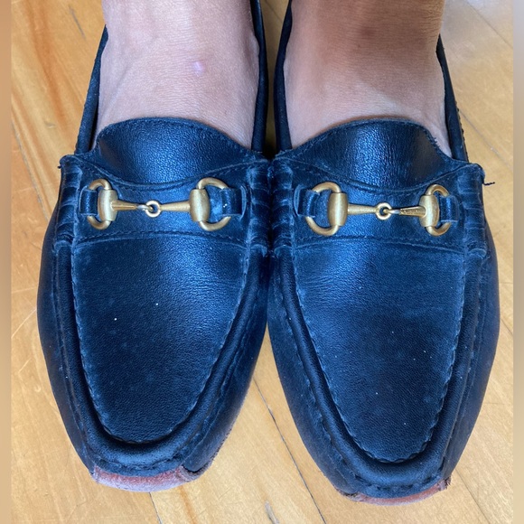 Authentic Gucci Leather Flats 🖤 - Picture 2 of 6